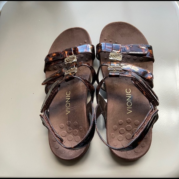 Vionic sandals size 8 - Picture 3 of 11